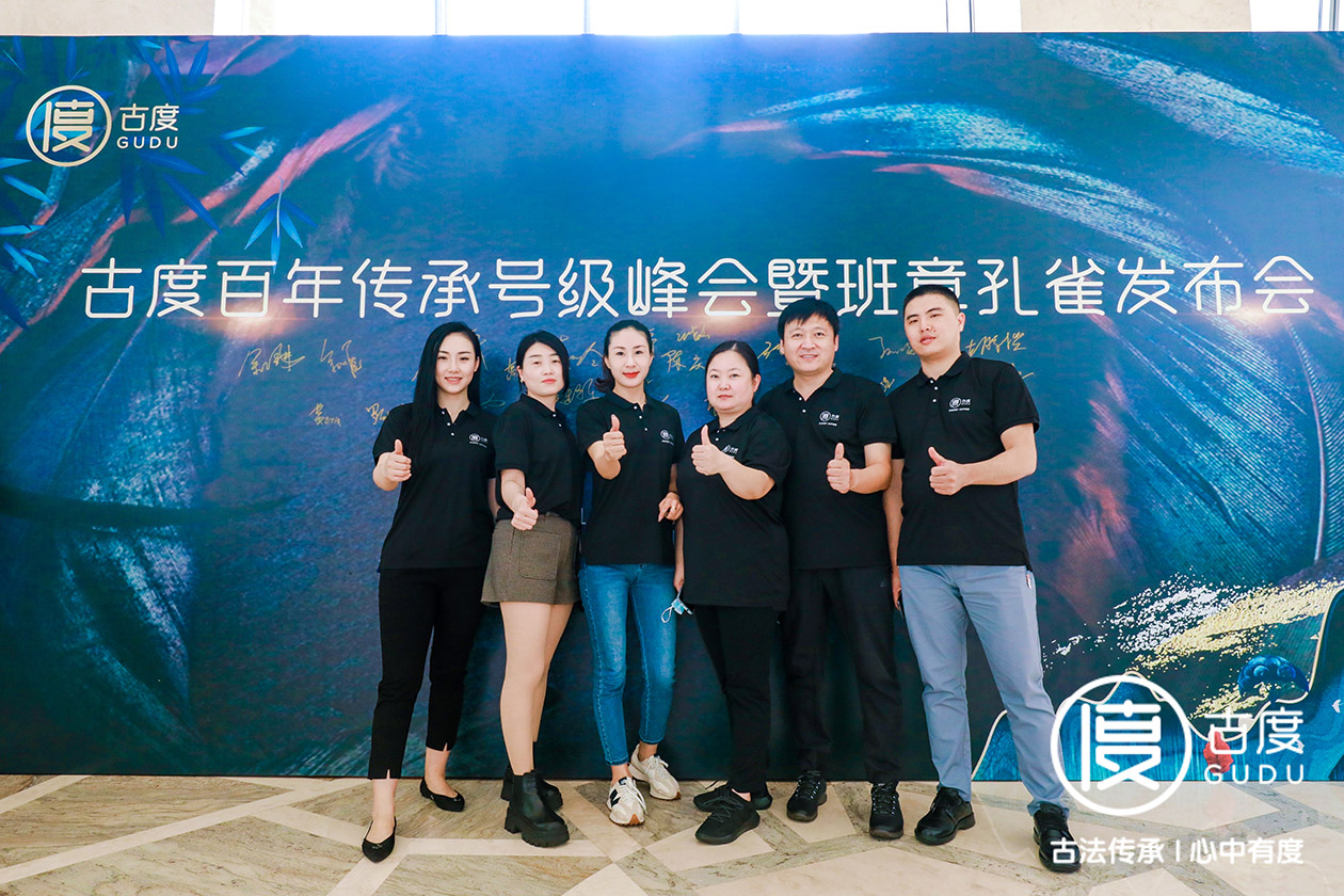 蓝狮娱乐 e4e23