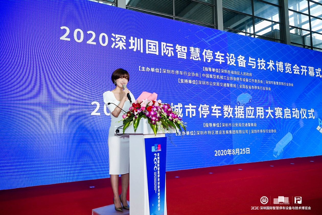 蓝狮娱乐 94726